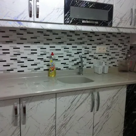 408. Sokak *
